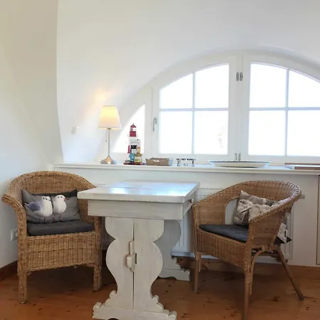 Holiday home In Der Kuenstlerkate Hasselberg (Schleswig-Holstein)
