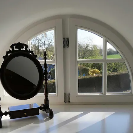 In Der Kuenstlerkate بيت للعطل Hasselberg (Schleswig-Holstein)
